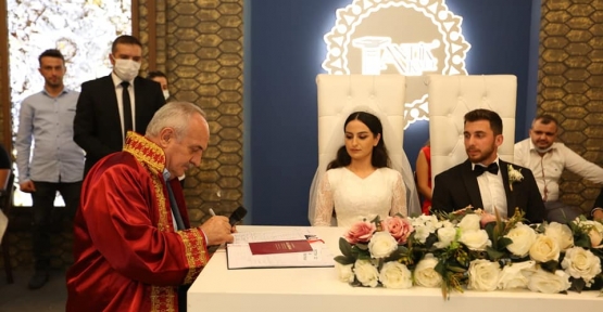 Abbas Bayrak Oğlunu Evlendirdi