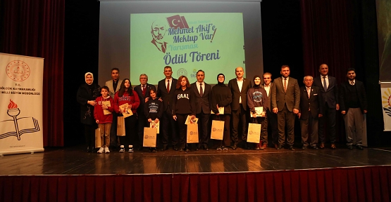 Mehmet Akif Ersoy’a Öğrencilerden Duygu Dolu Mektuplar