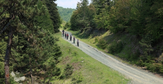 Kağıtsporlu İzciler Samanlı Dağlarını Bisikletle Keşfe Çıktı