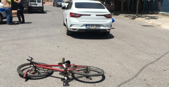 Mahallede Bisiklet Süren Çocuk Otomobile Çarptı