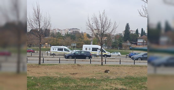 Denizde Başından Silahla Vurulmuş 2 Erkek Cesedi Bulundu