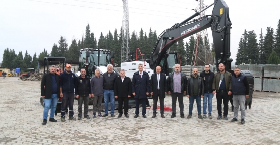 Gölcük Belediyesi Makine Parkuruna 3 Yeni Araç