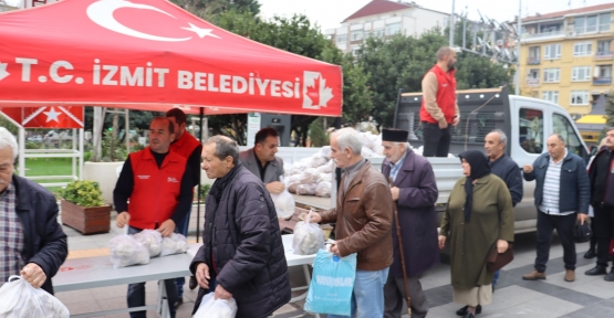 İzmit Belediyesi, Vatandaşlara Ücretsiz  İstiridye Mantarı