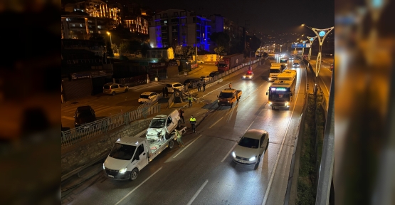 KONTROLDEN ÇIKAN ARAÇ DURAĞA DALDI