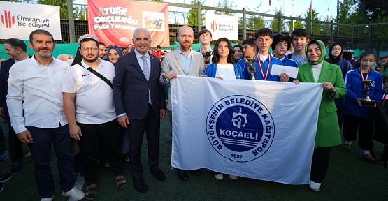 Kağıtspor’dan Şampiyonluklarla Dolu Bir Yıl