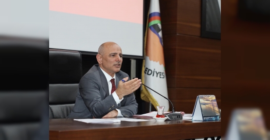 BAŞKAN SÖĞÜT: "DEPREM ŞEHİTLERİMİZİ UNUTMAYACAĞIZ"