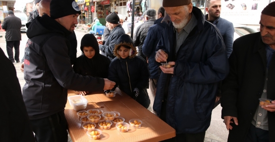 Deprem Şehitlerimiz İçin Lokma Dağıtıldı