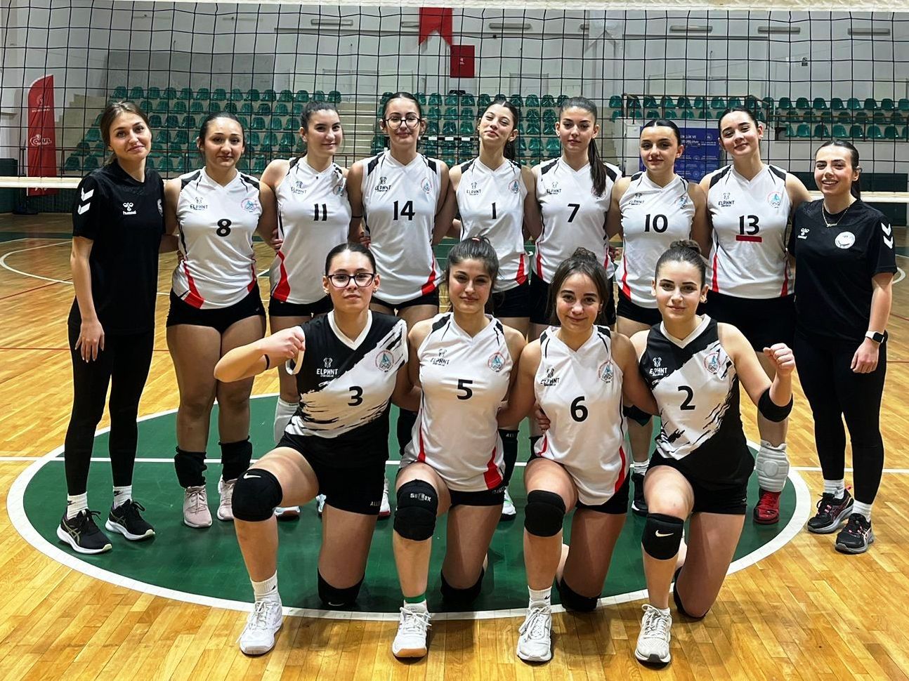 Körfezli Voleybolcu Kızların İkinci Galibiyeti