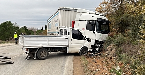 KOCAELİ'DE ZİNCİRLEME KAZA: 3 YARALI