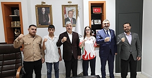 Başkan Ömeroğlu, Wushu Şampiyonlarını Ödüllendirdi